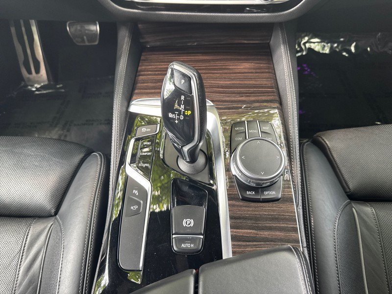 Used 2018 BMW 540i xDrive AWD/4WD image 28