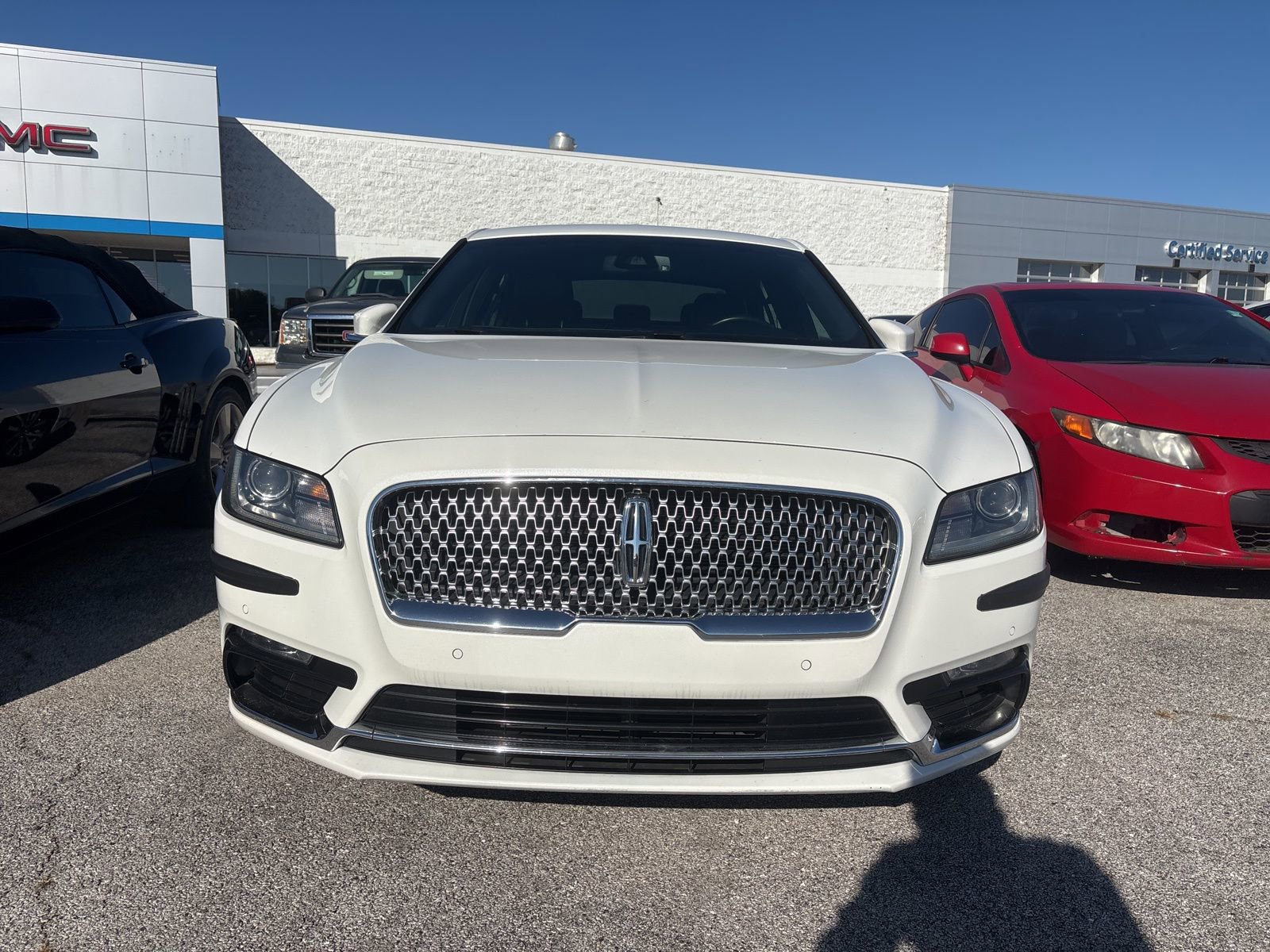 Used 2020 Lincoln Continental image 1
