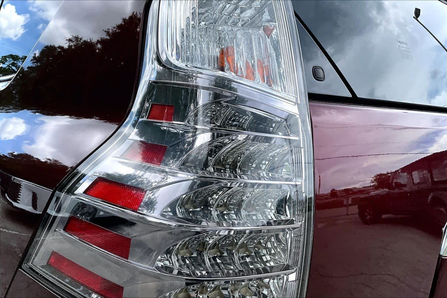Used 2020 Lexus GX 460 Premium w/ Premium Package AWD/4WD image 29