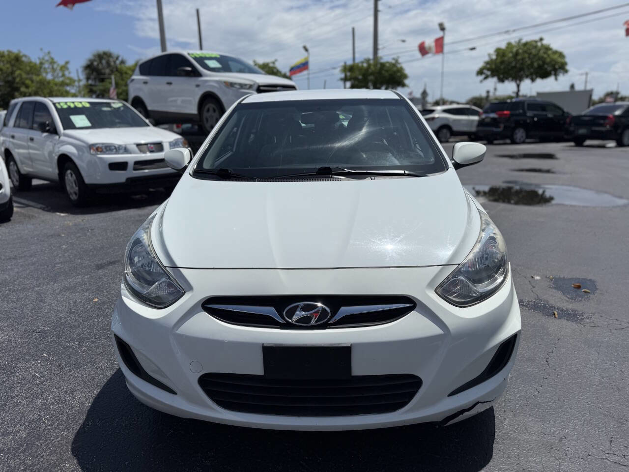 Used 2012 Hyundai Accent GS FWD image 10