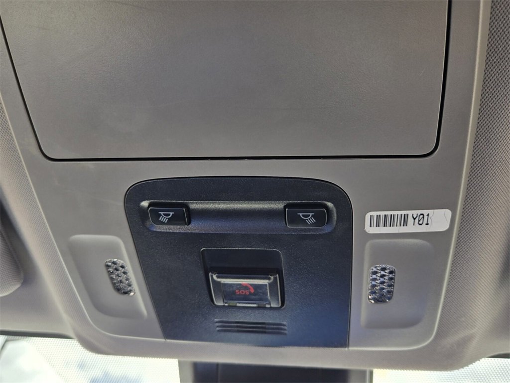 Used 2021 Toyota Camry SE image 22