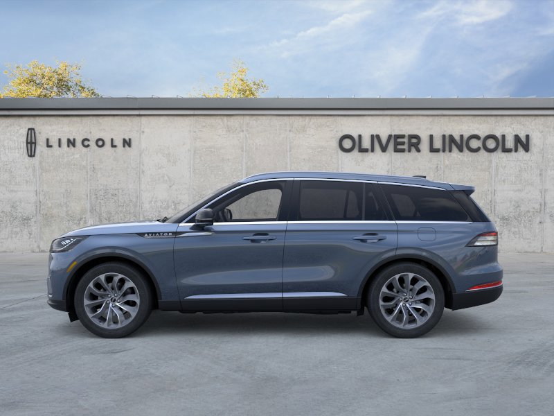 New 2026 Lincoln Aviator AWD image 3