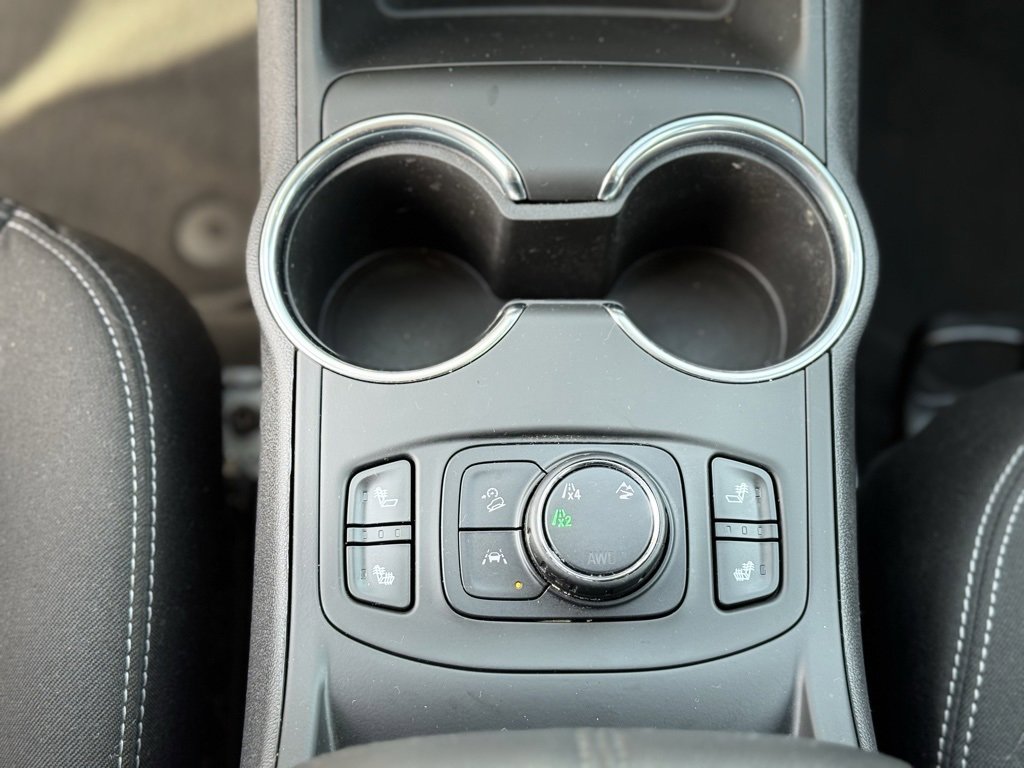 Used 2022 GMC Terrain SLE w/ Driver Convenience Package image 18