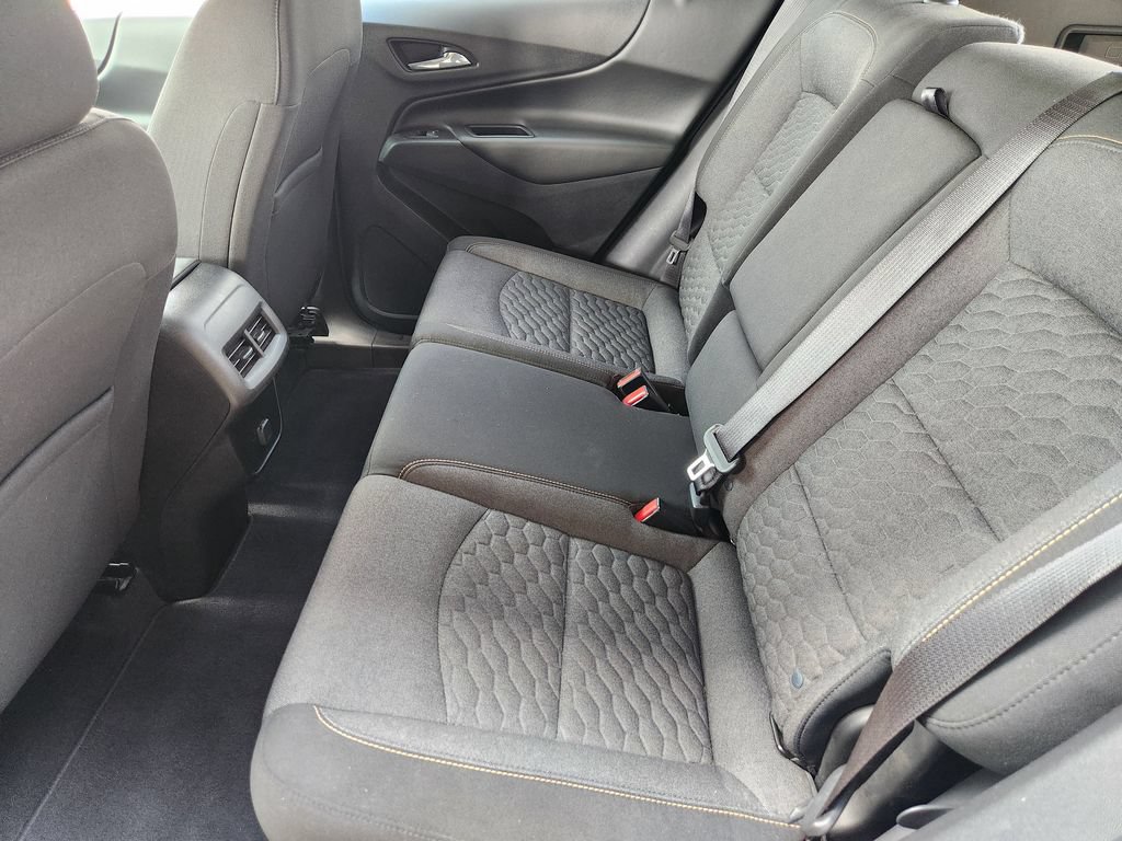 Used 2018 Chevrolet Equinox LT FWD image 32
