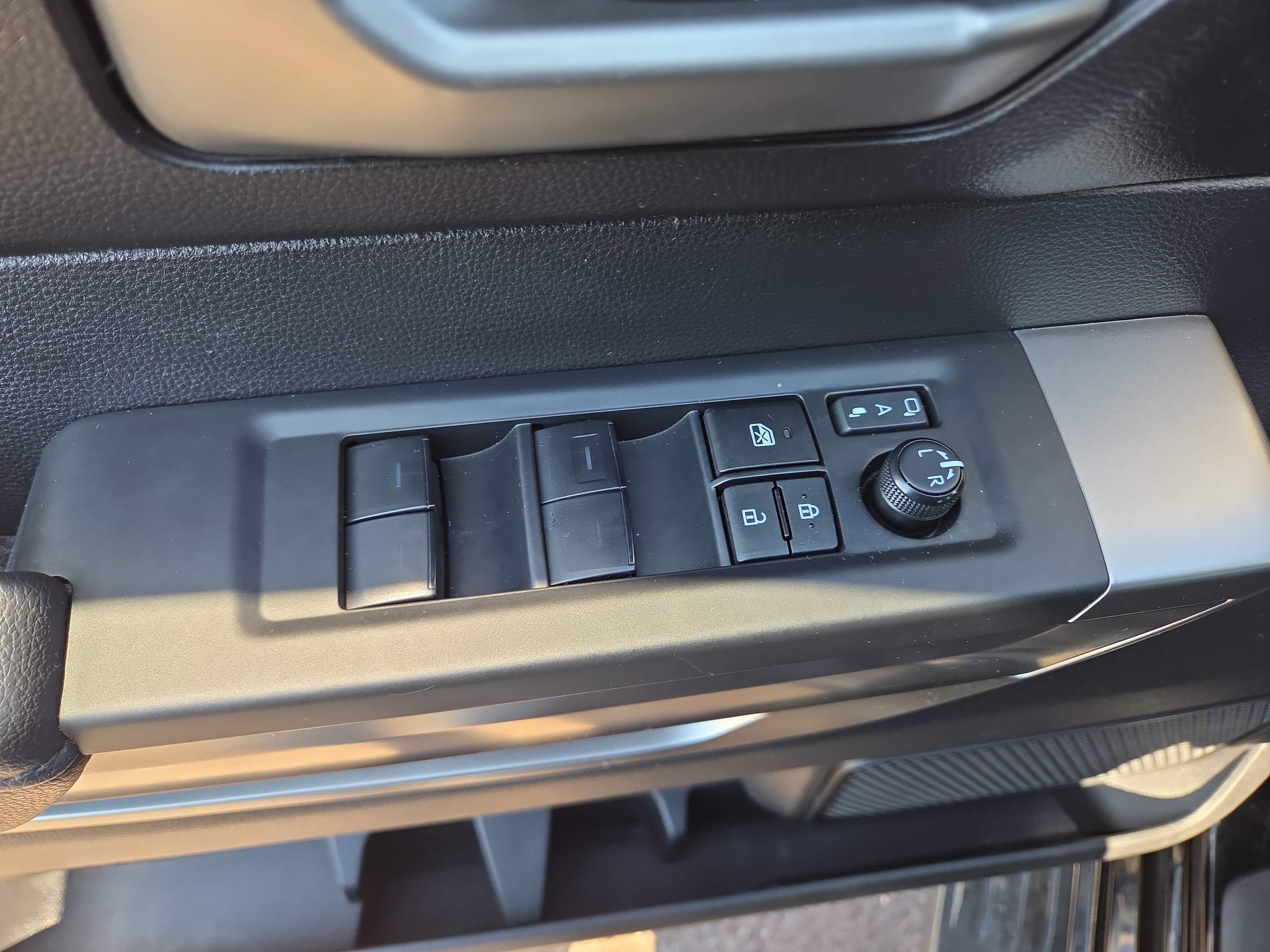 Certified 2023 Toyota Sequoia SR5 w/ SR5 Premium Package image 31