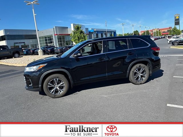 Certified 2018 Toyota Highlander Plus AWD/4WD image 17