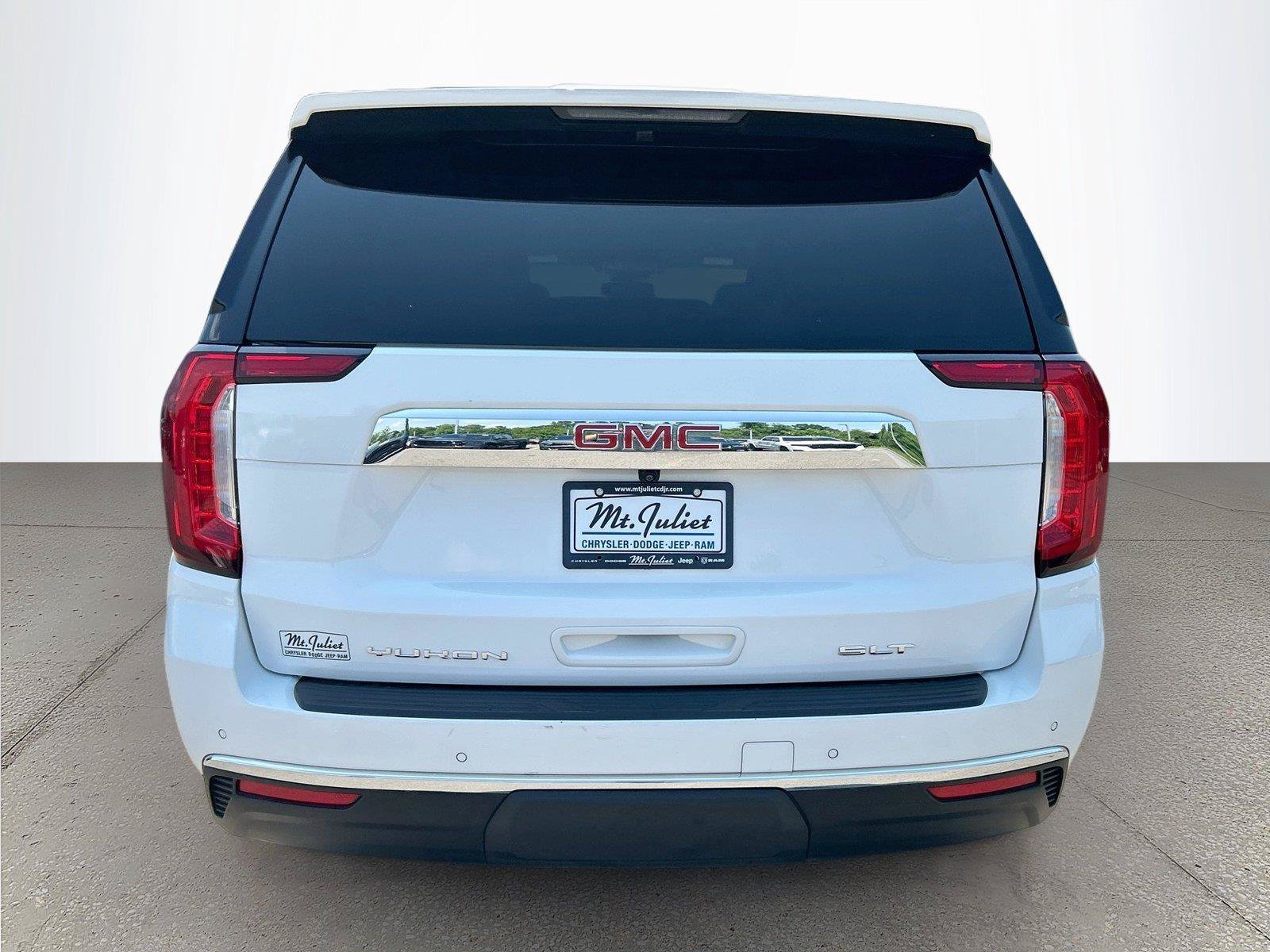 Used 2024 GMC Yukon SLT AWD/4WD image 5