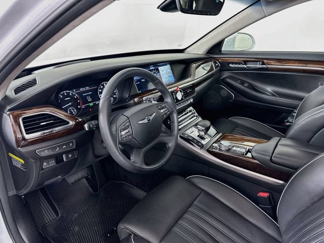Used 2018 Genesis G90 3.3T Premium RWD image 9