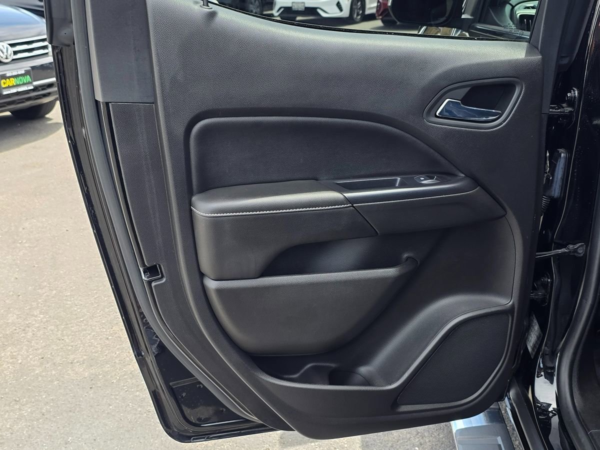 Used 2017 GMC Canyon Denali image 21