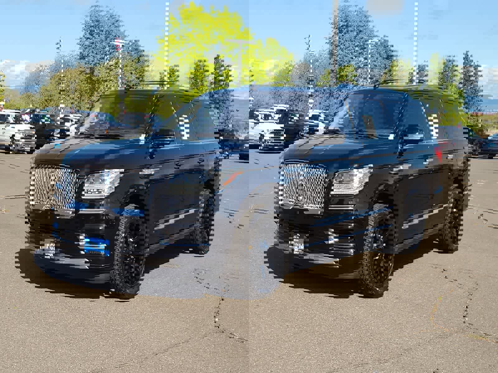 Used 2018 Lincoln Navigator Reserve w/ Technology Package AWD/4WD image 1