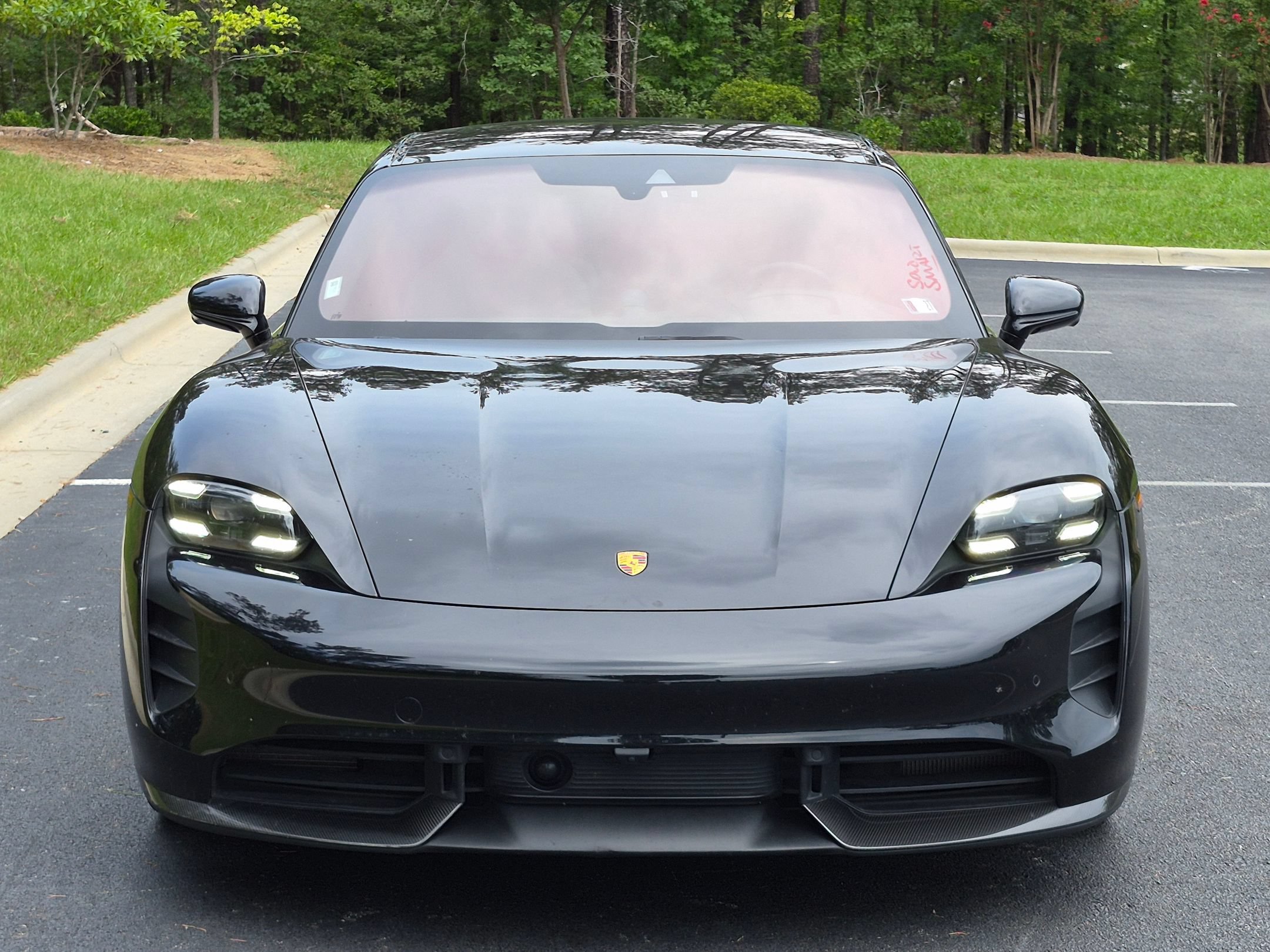 Certified 2022 Porsche Taycan Turbo S AWD/4WD image 31