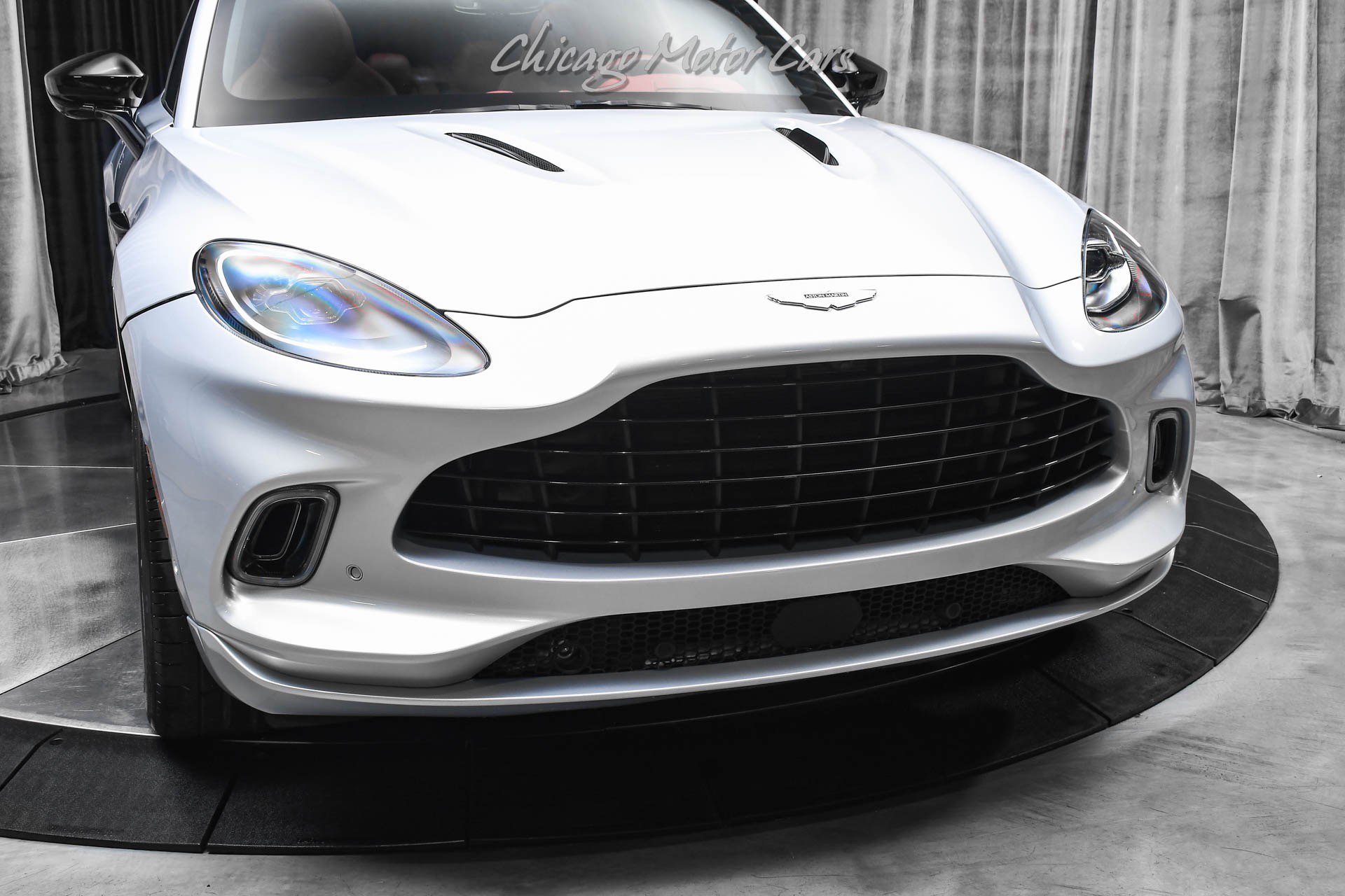 Used 2022 Aston Martin DBX AWD/4WD image 48
