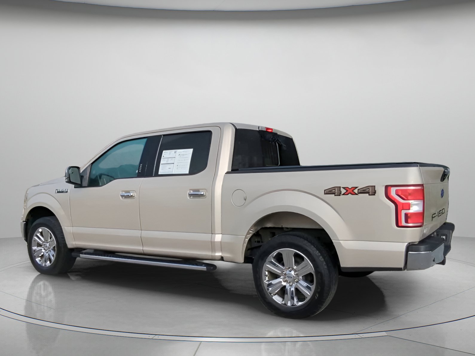 Certified 2018 Ford F150 XLT w/ Equipment Group 302A Luxury image 18