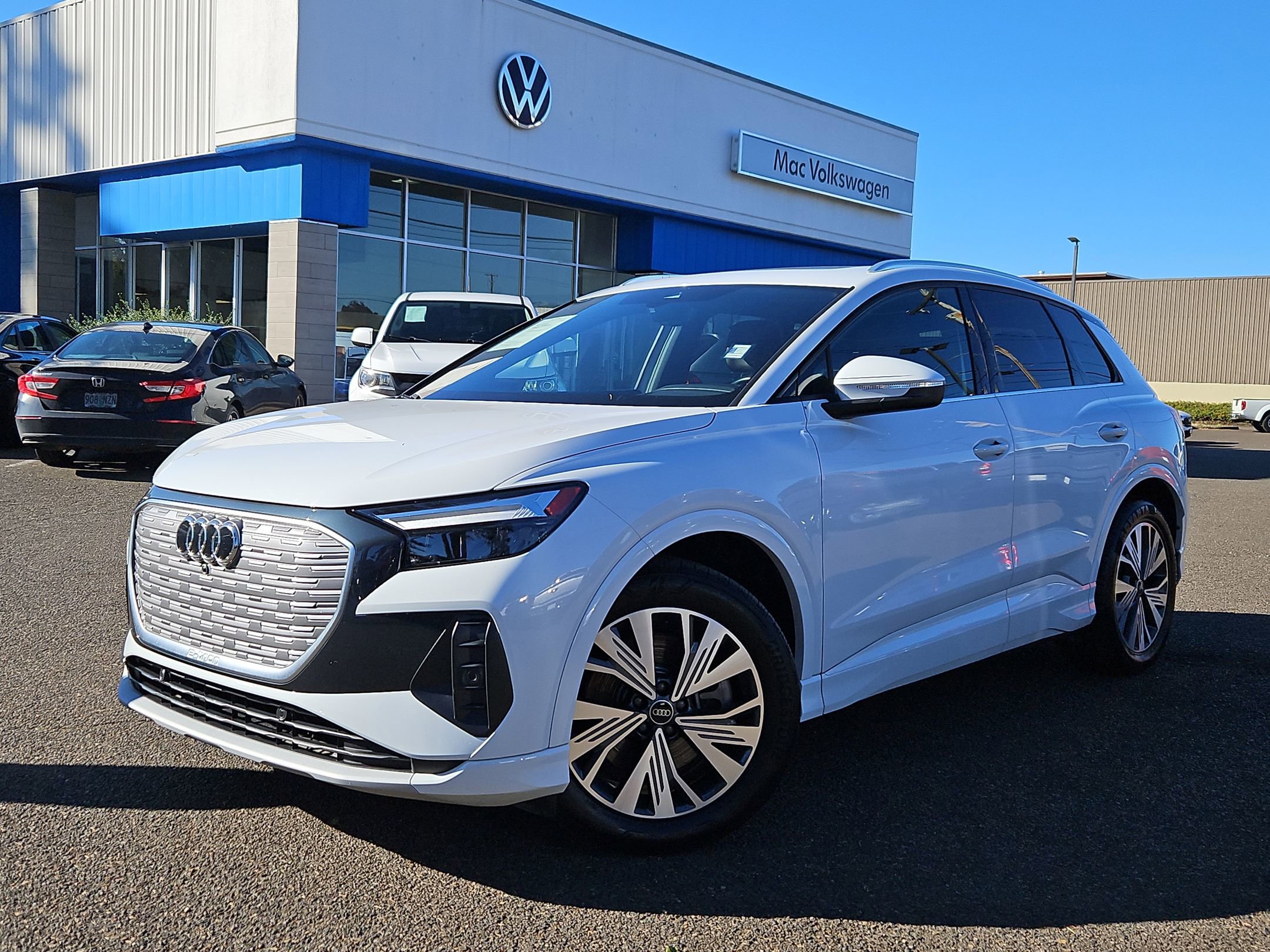Used 2023 Audi Q4 e-tron Premium w/ Convenience Package