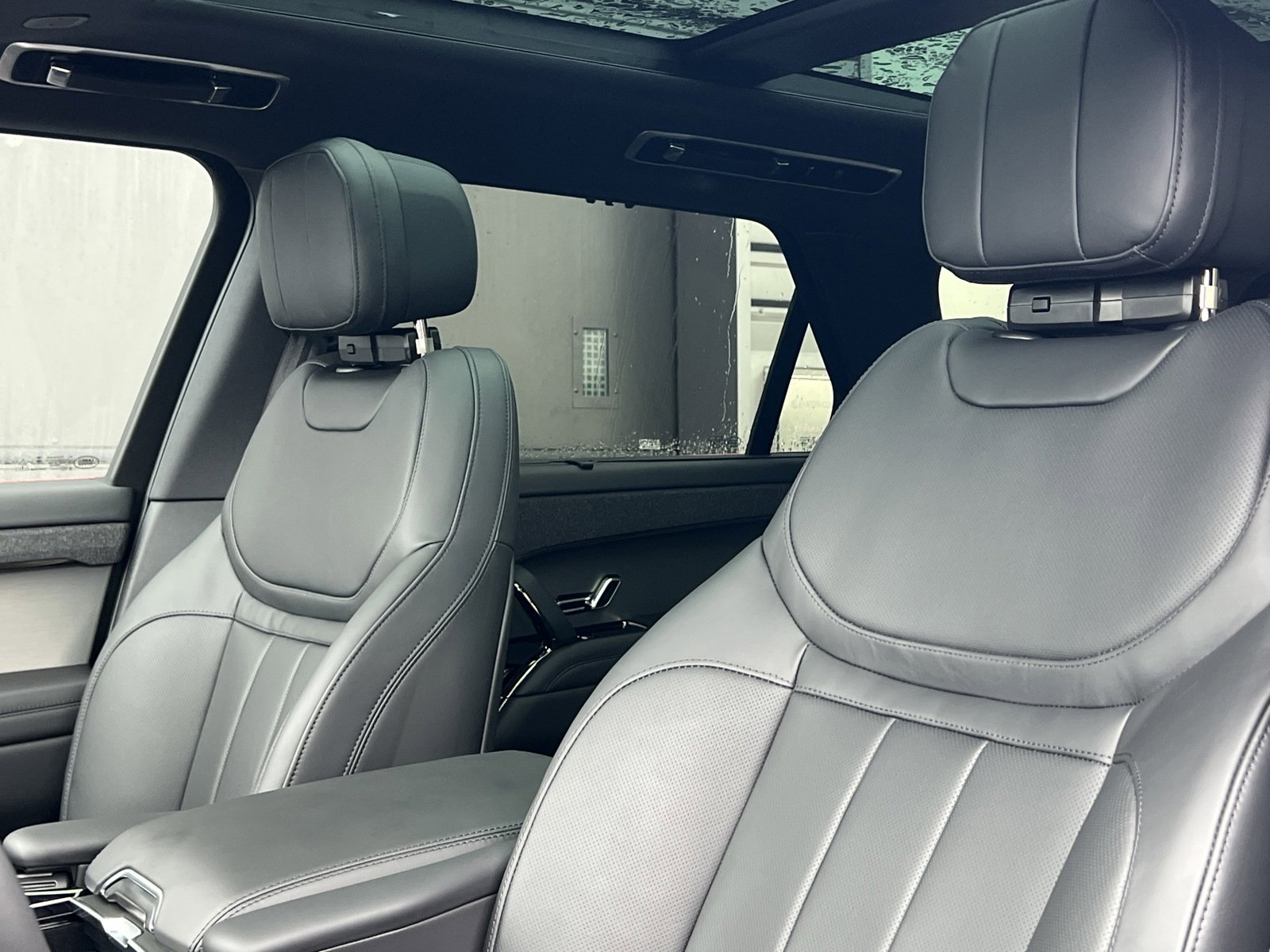 New 2025 Land Rover Range Rover Sport Dynamic SE image 20