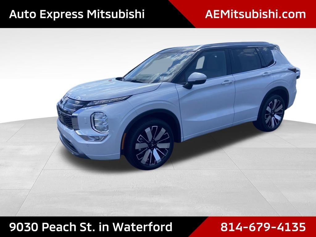 New 2025 Mitsubishi Outlander SEL image 3