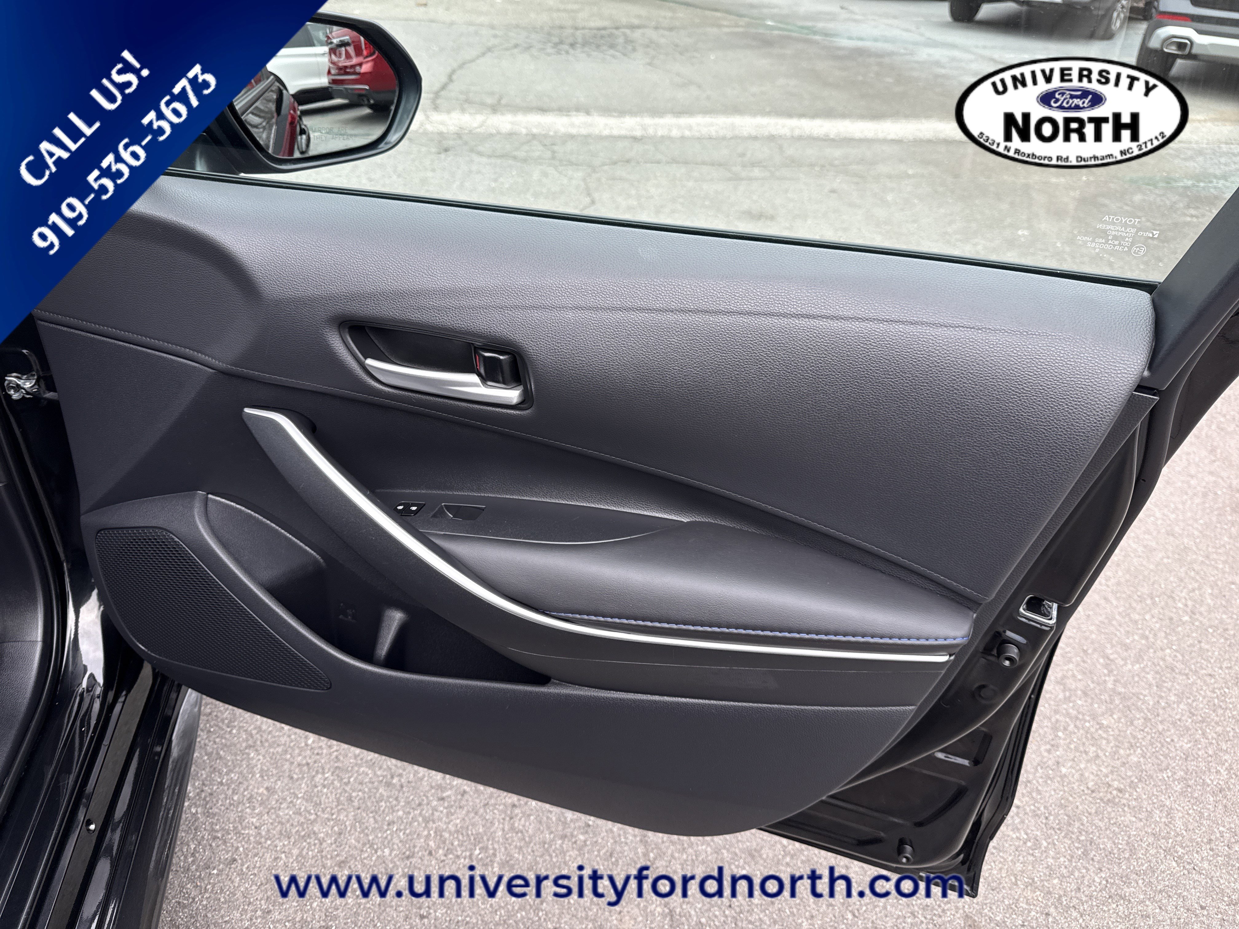 Used 2020 Toyota Corolla SE w/ Carpet Mat Package (TMS) image 30