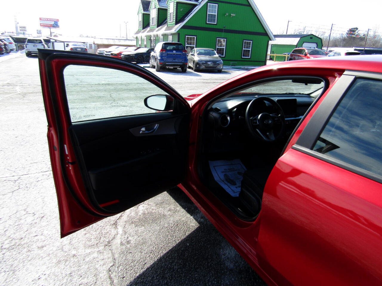 Used 2022 Kia Forte LXS image 15