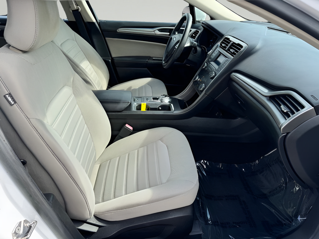Used 2019 Ford Fusion S FWD image 20