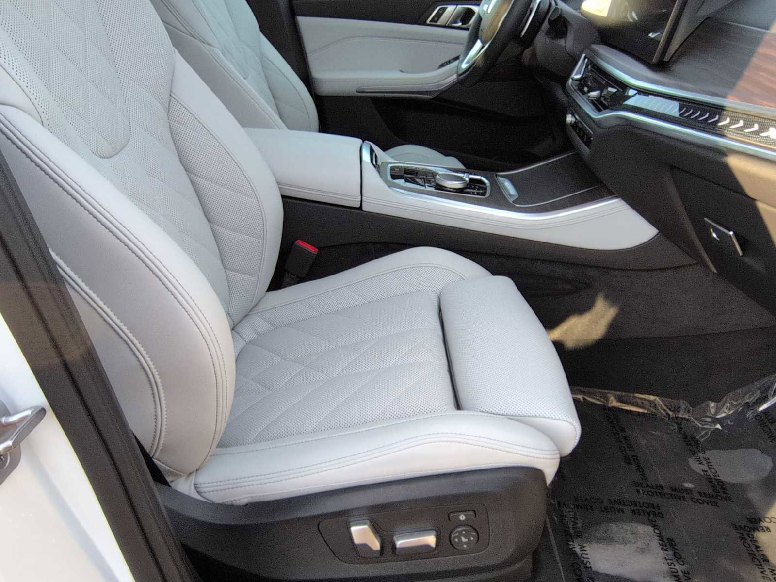 Certified 2024 BMW X5 xDrive40i w/ Premium Package image 24