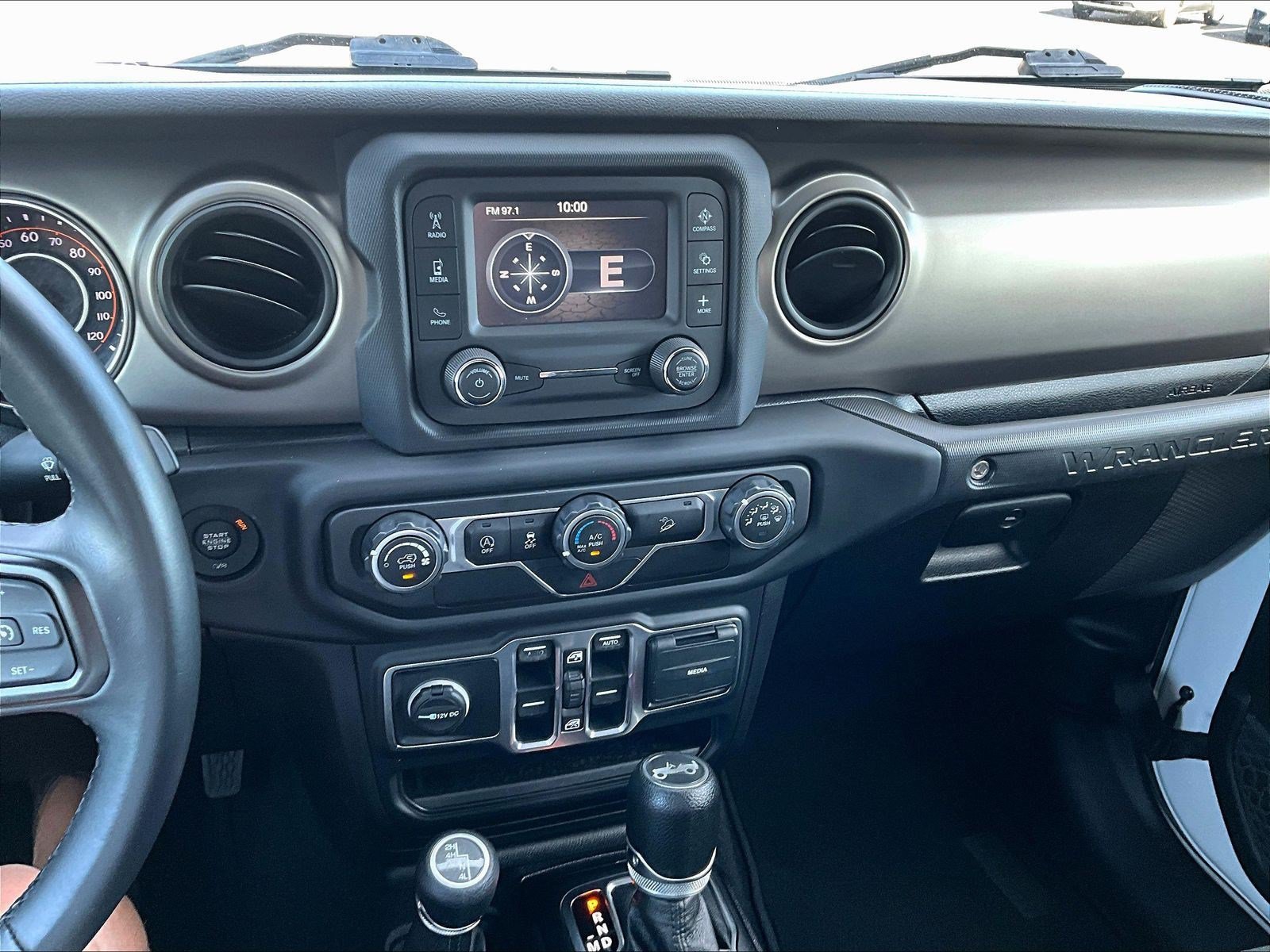 Used 2018 Jeep Wrangler Unlimited Sport S AWD/4WD image 15