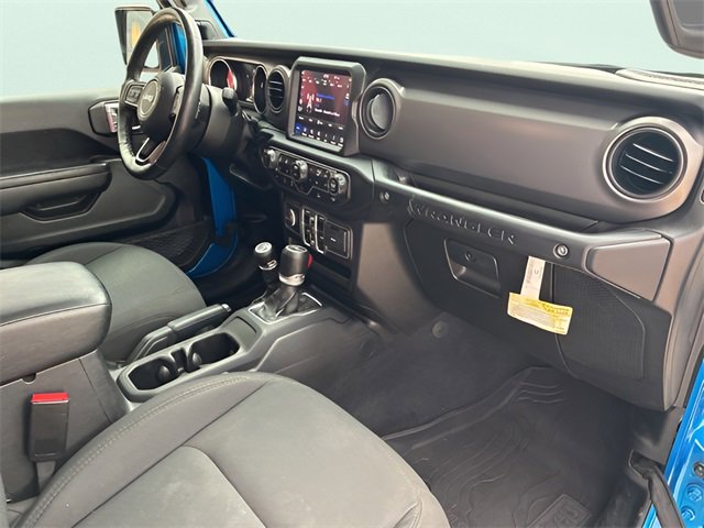 Used 2022 Jeep Wrangler Unlimited Sport image 12