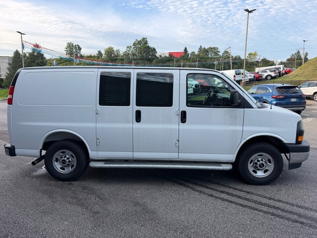 Used 2025 GMC Savana 2500 w/ Driver Convenience Package RWD image 9