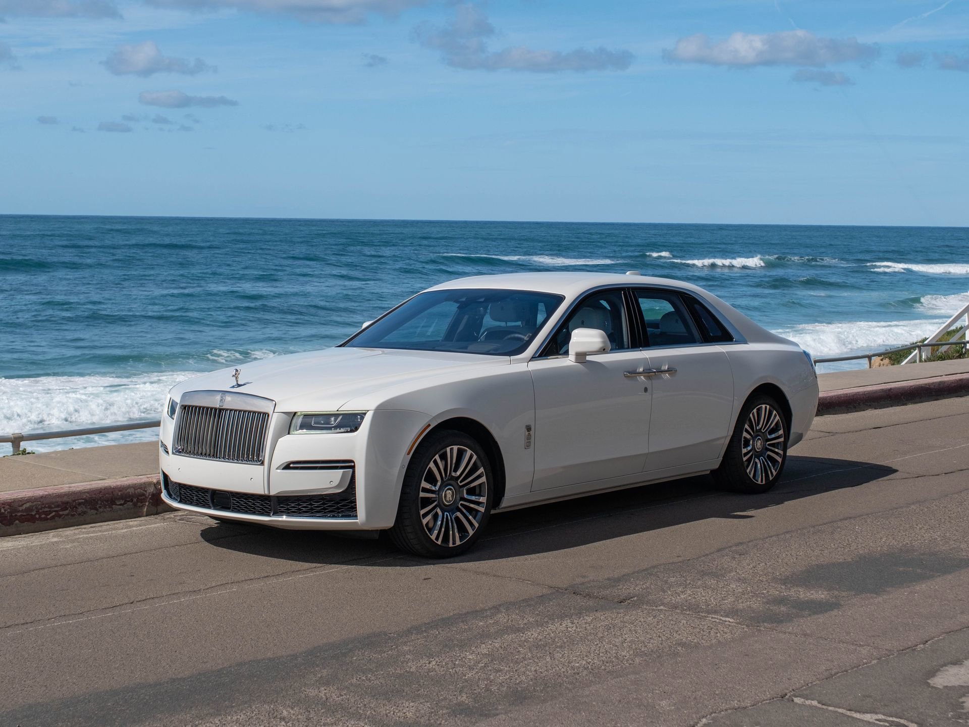 Used 2022 Rolls-Royce Ghost w/ Ghost Package image 41