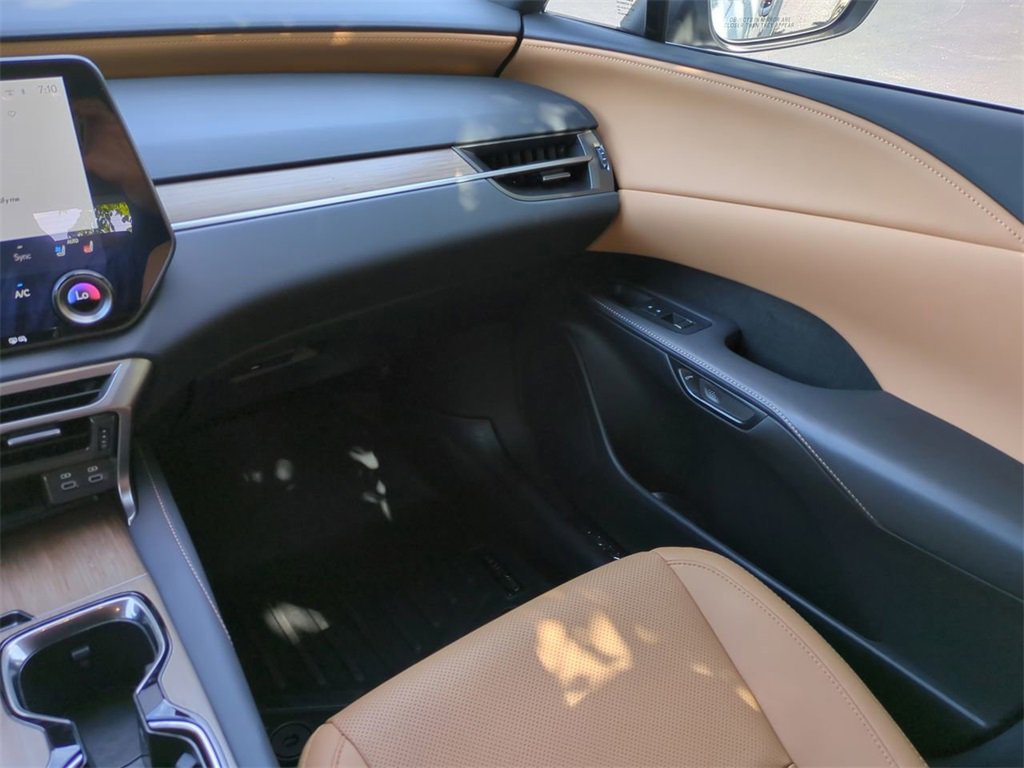 Used 2025 Lexus RX 350h image 17
