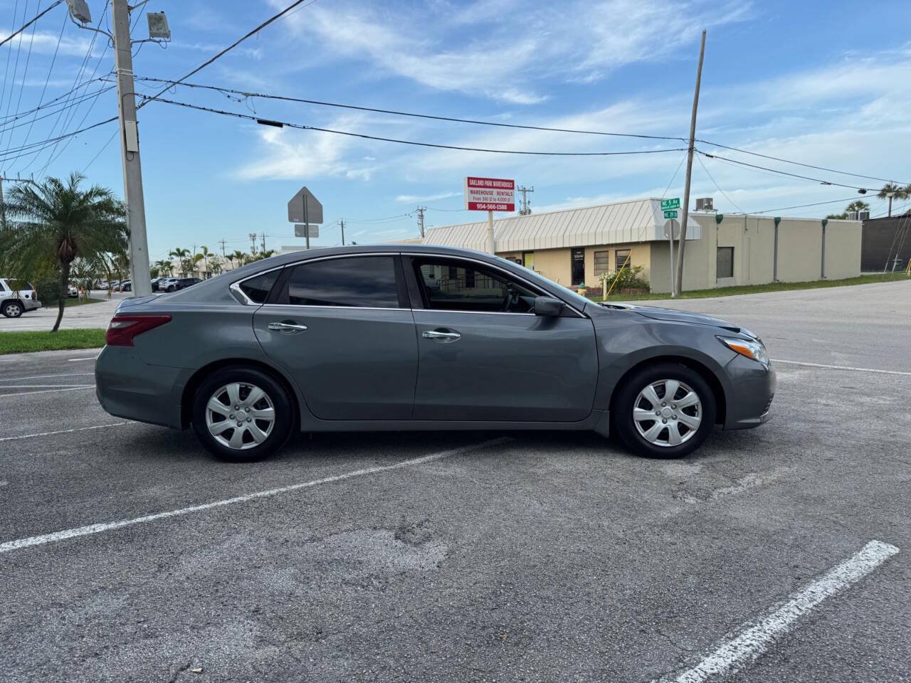 Used 2018 Nissan Altima 2.5 S w/ S Convenience Package FWD image 9