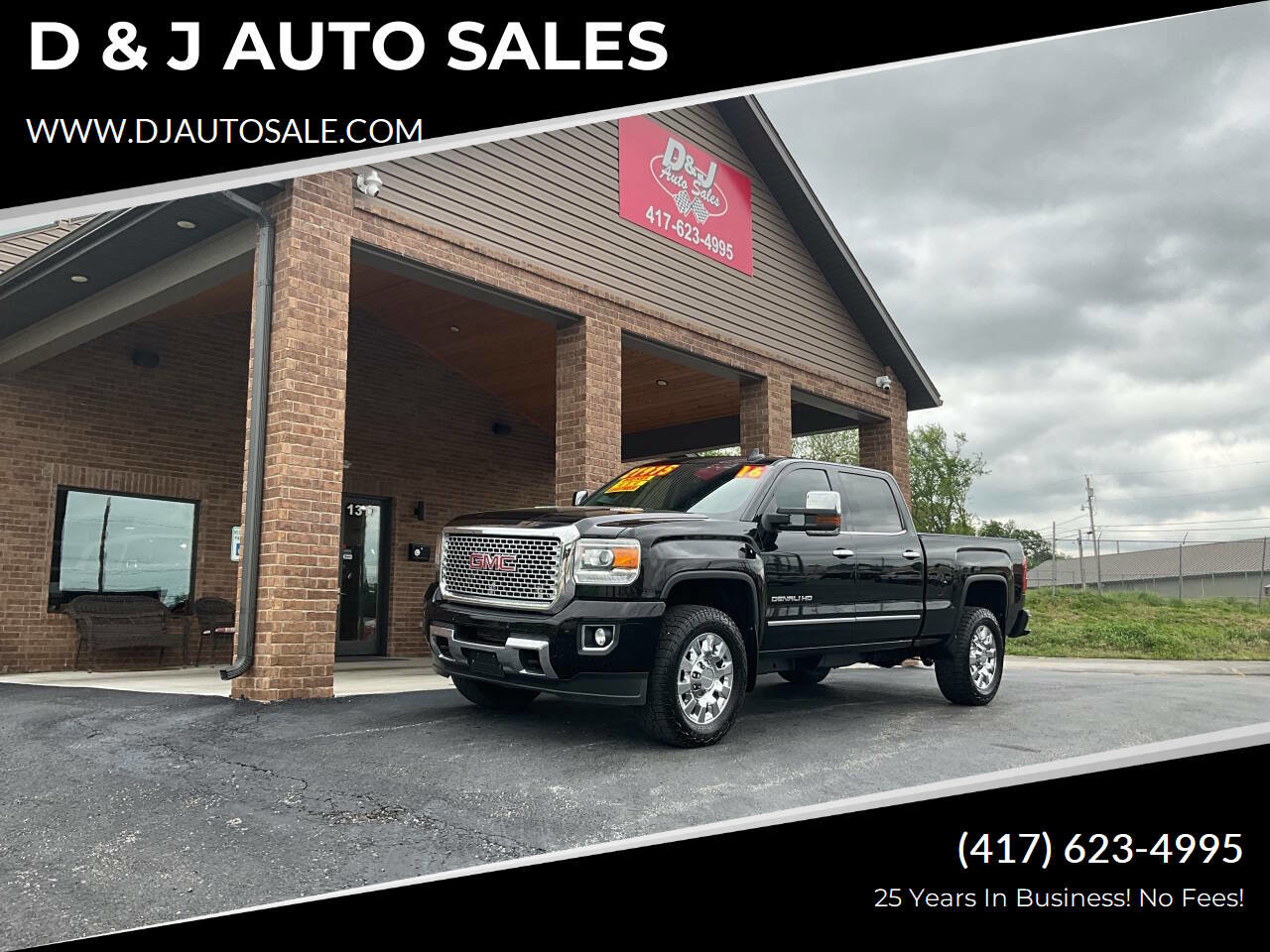 Used 2016 GMC Sierra 2500 Denali w/ Duramax Plus Package AWD/4WD image 1