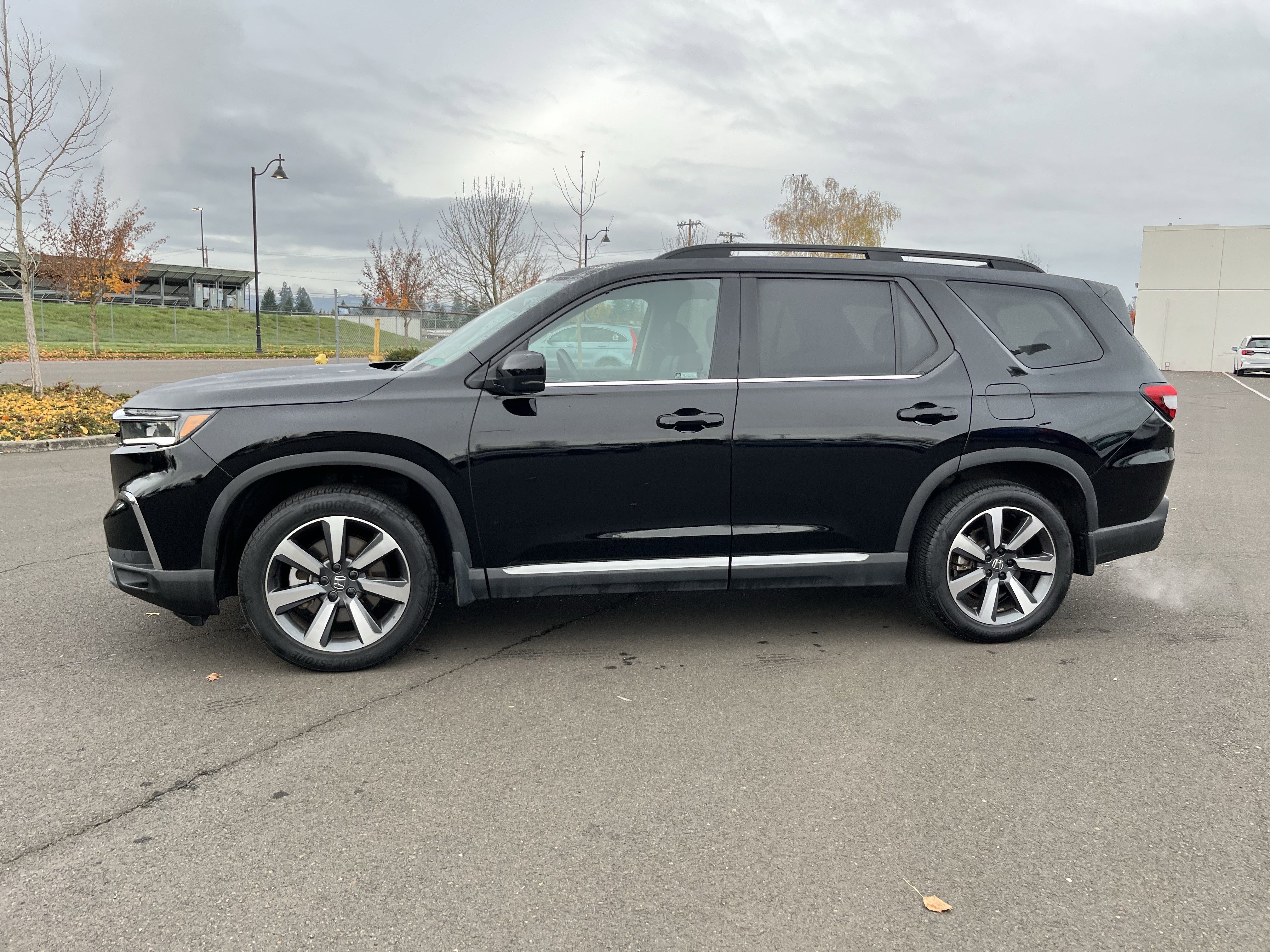 Certified 2023 Honda Pilot Touring video 2