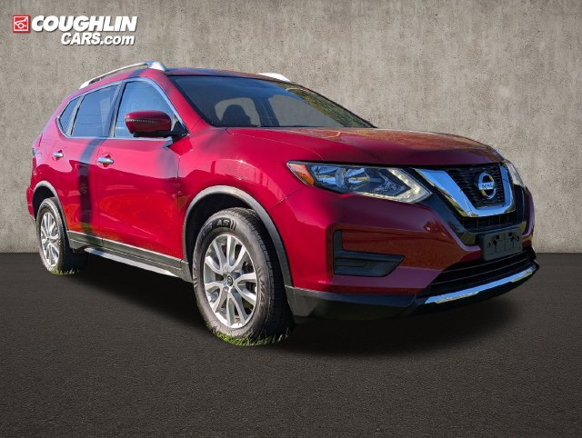 Used 2017 Nissan Rogue SV w/ SV Premium Package