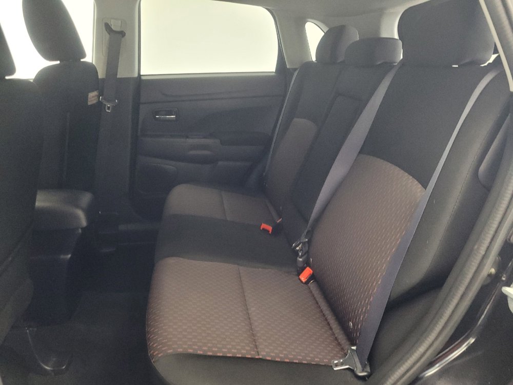 Used 2016 Mitsubishi Outlander Sport SE image 18