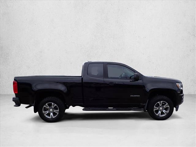 Used 2017 Chevrolet Colorado Z71 AWD/4WD image 5