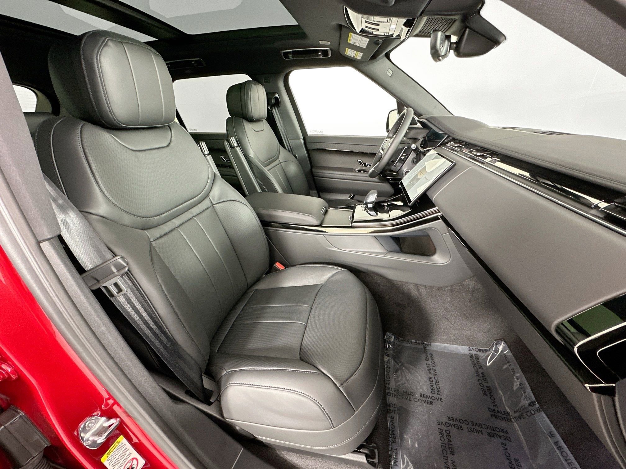 Used 2026 Land Rover Range Rover Sport SE image 25