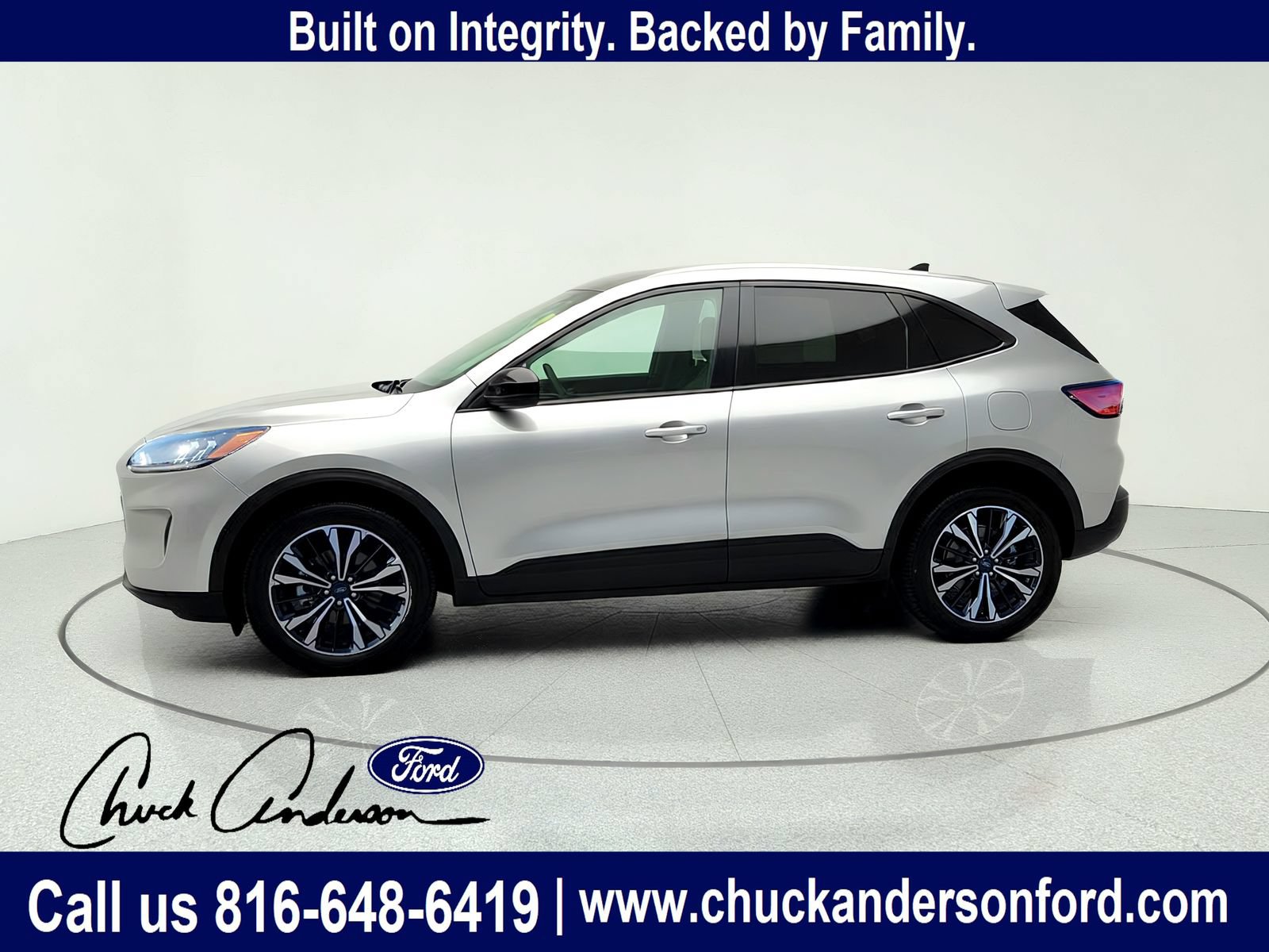 Used 2022 Ford Escape SEL w/ SEL Stealth AWD Package image 3