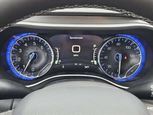 New 2025 Chrysler Voyager LX image 10