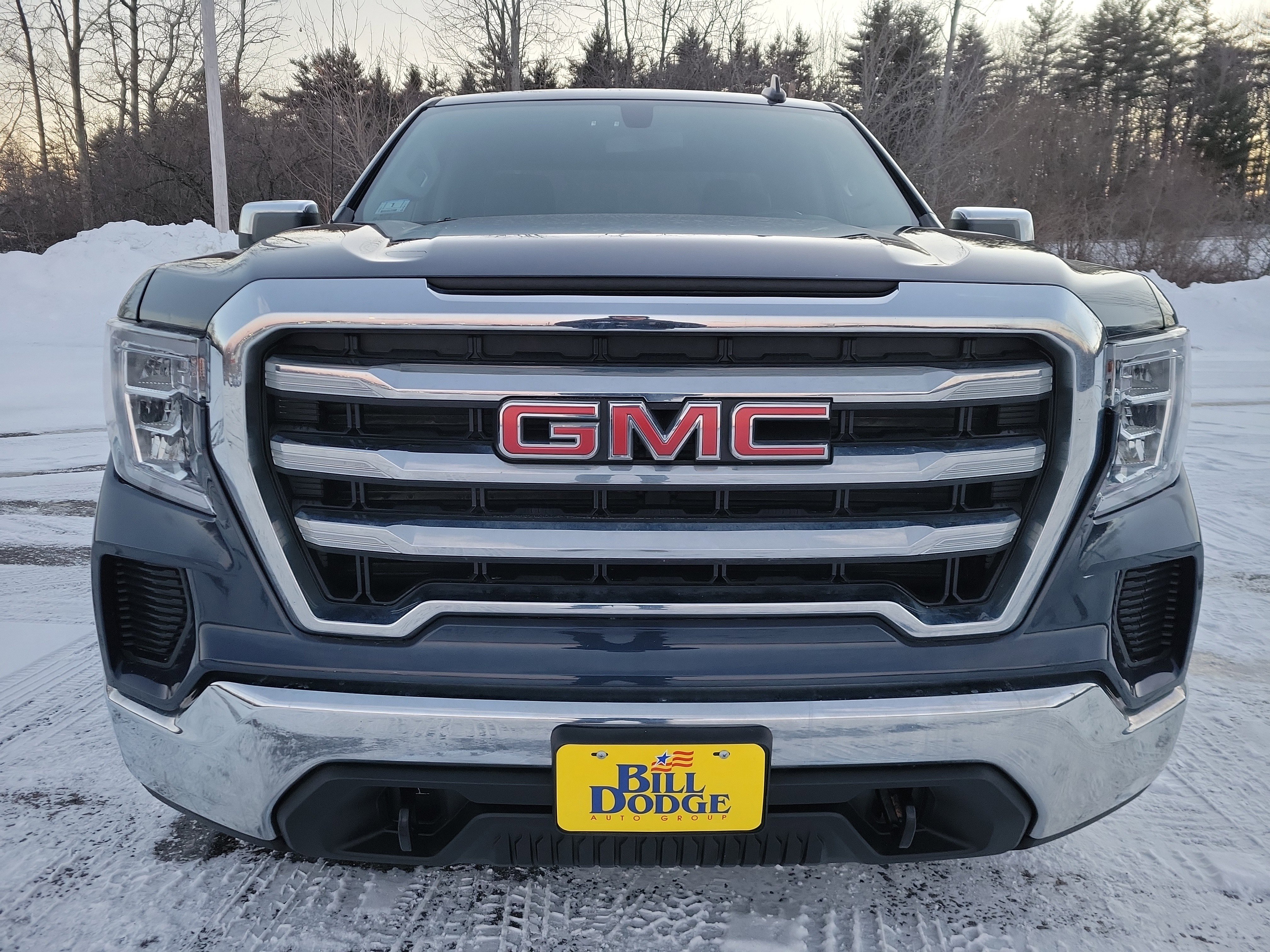 Used 2021 GMC Sierra 1500 SLE w/ X31 Off-Road Package image 2