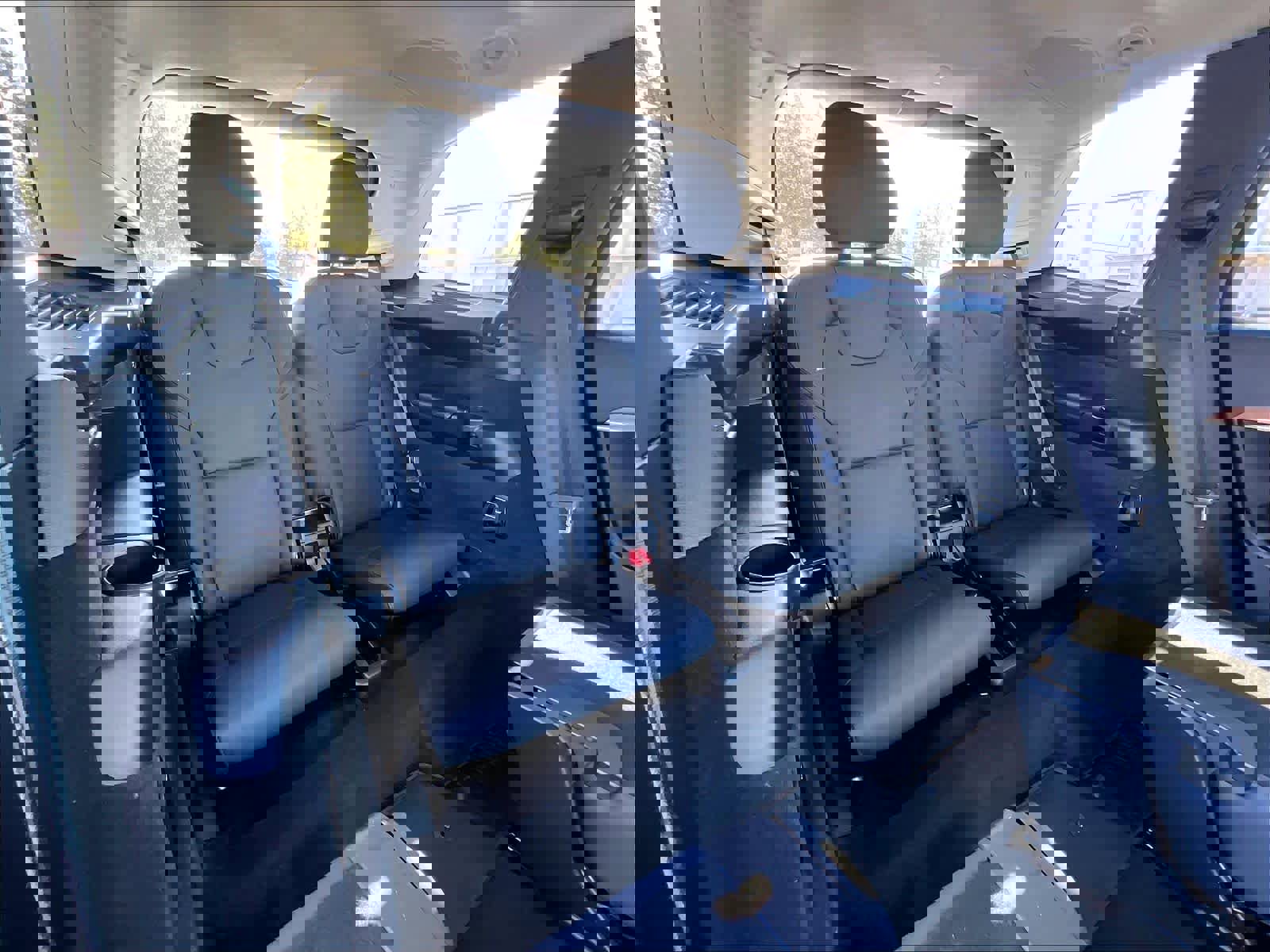 Used 2023 Volvo XC90 T8 Plus w/ Protection Package image 31