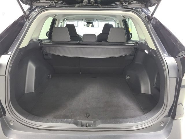 Used 2024 Toyota RAV4 XLE AWD/4WD image 35
