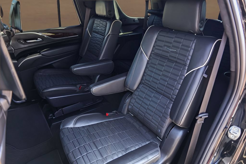 Used 2022 Cadillac Escalade Sport Platinum AWD/4WD image 25