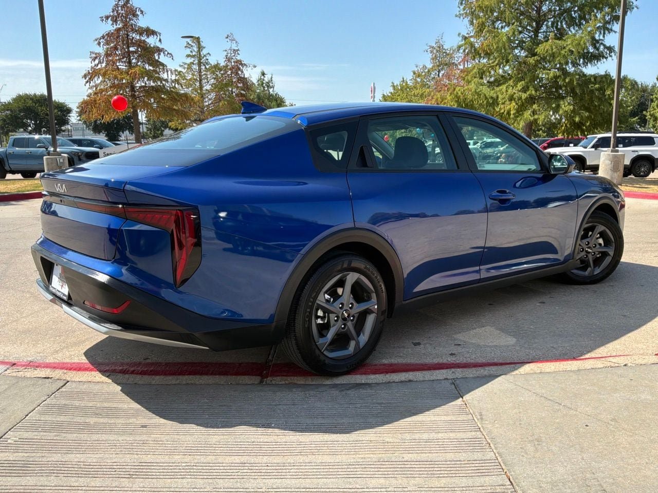 Used 2025 Kia K4 FWD image 6