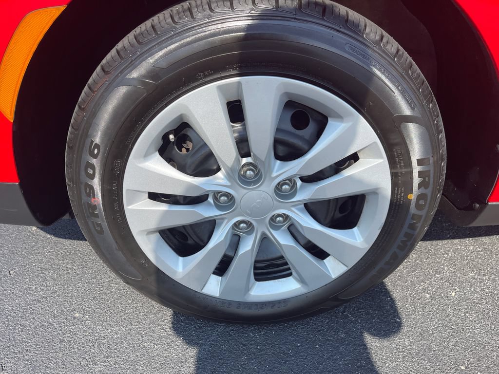 Used 2024 Kia Soul LX FWD image 10