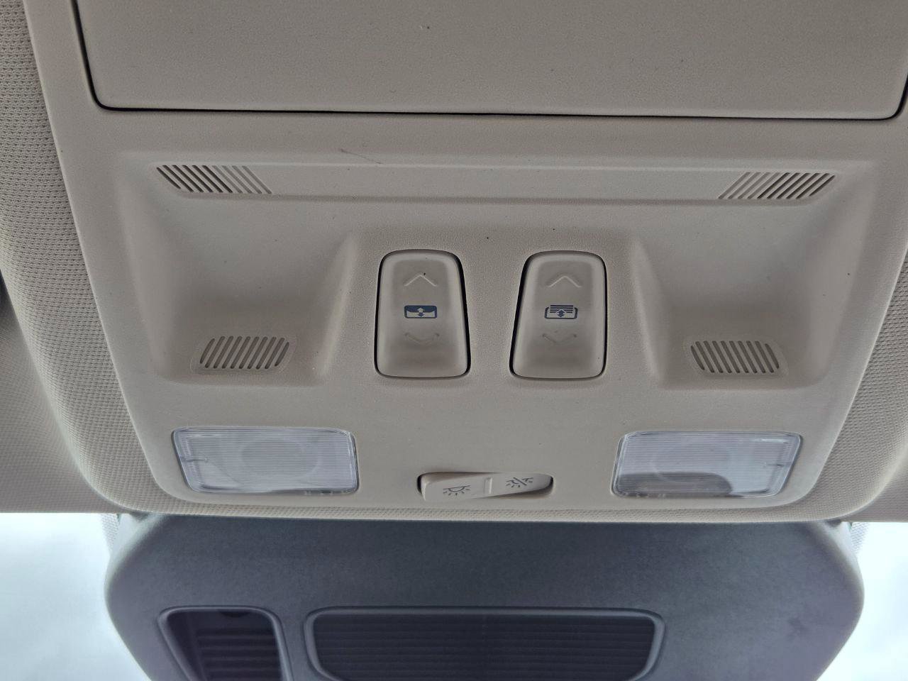 Used 2020 Ford Escape Titanium image 26