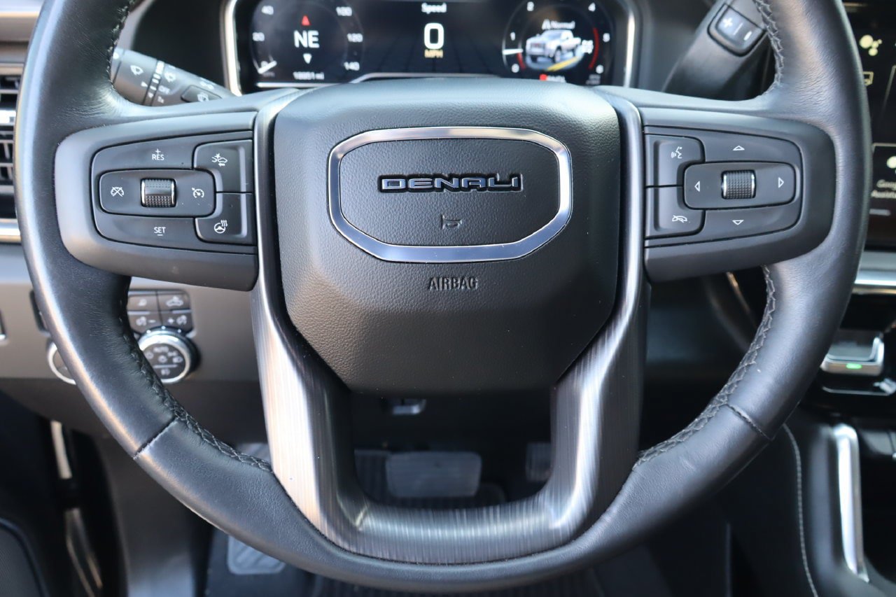 Used 2024 GMC Sierra 2500 Denali Ultimate AWD/4WD image 12