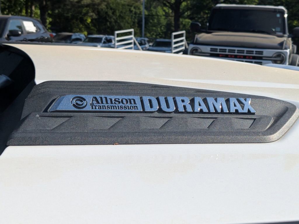 Used 2024 Chevrolet Silverado 2500 LTZ w/ LTZ Plus Package AWD/4WD image 42