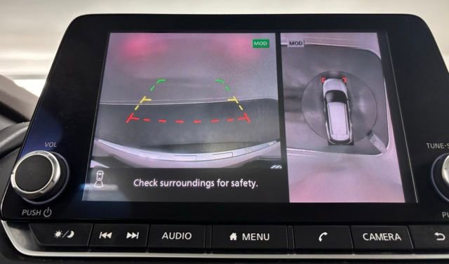 Used 2021 Nissan Rogue SV w/ Premium Package image 28