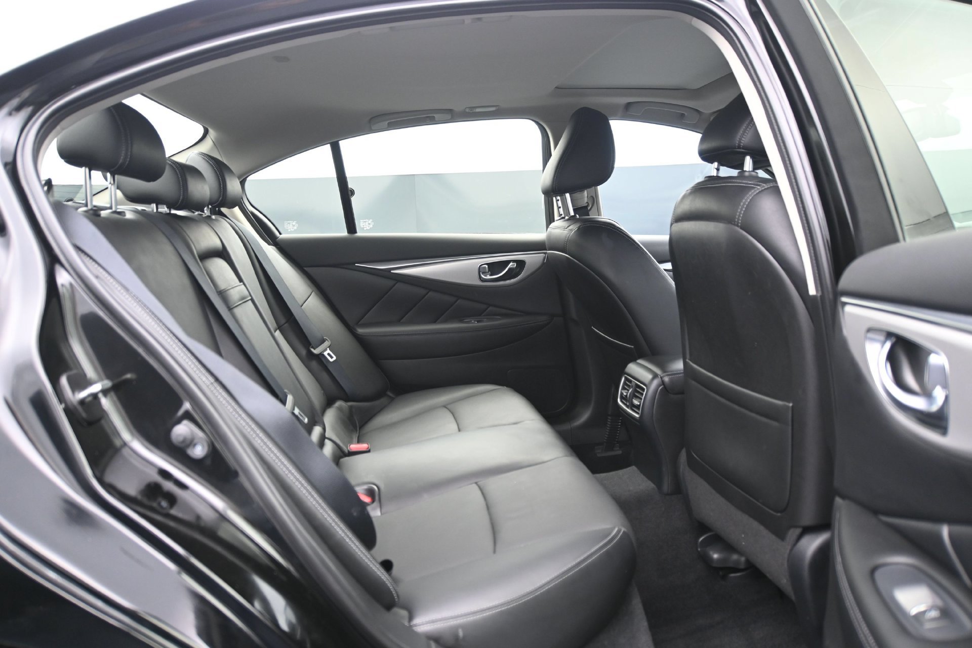 Used 2024 INFINITI Q50 Luxe AWD/4WD image 14
