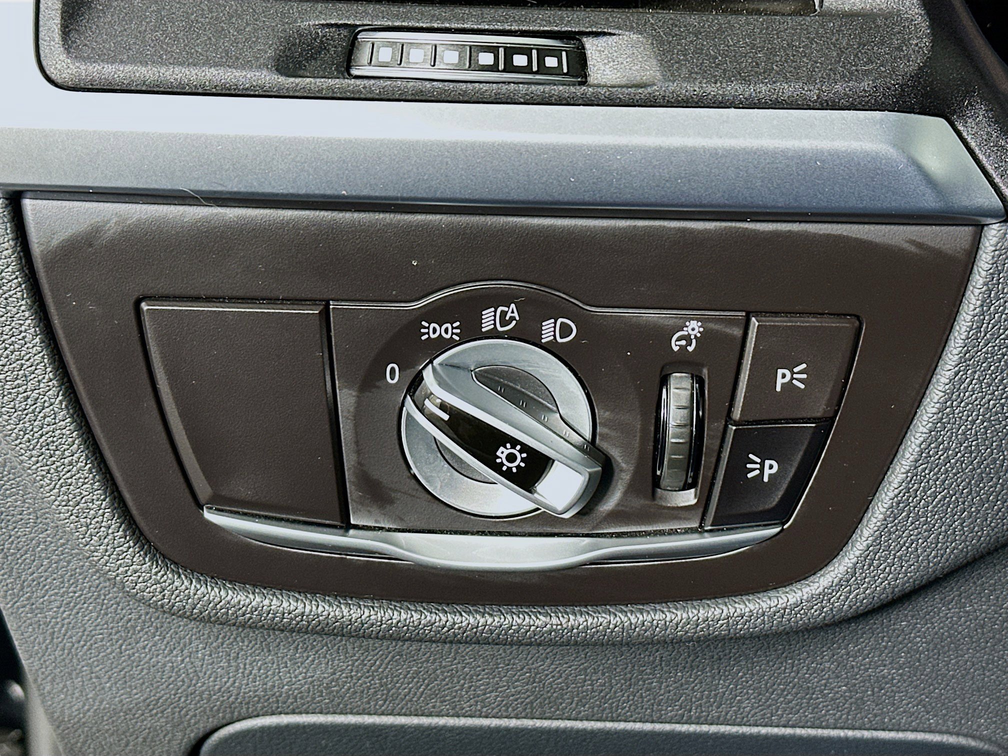 Used 2024 BMW X3 xDrive30i w/ Premium Package w/ZPA image 17